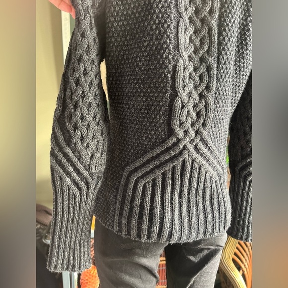 Aran Crafts Charcoal Merino Wool Knit - Picture 8 of 8